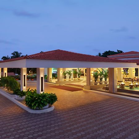 Holiday Inn Resort Goa By Ihg Cavelossim Exteriör bild